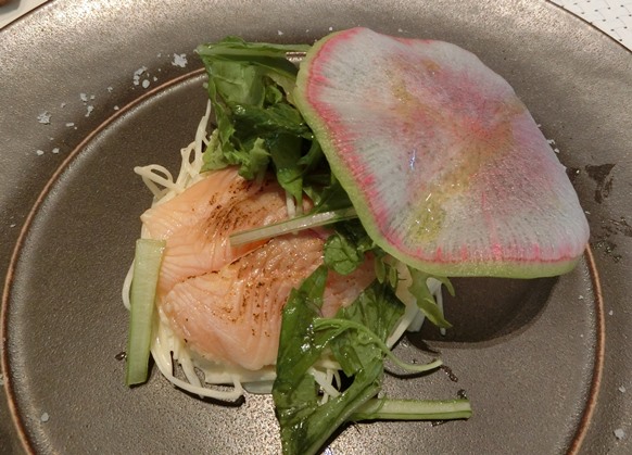 丸の内 mikuni ミクニ マルノウチ 東京野菜の旬づくし サラダ
